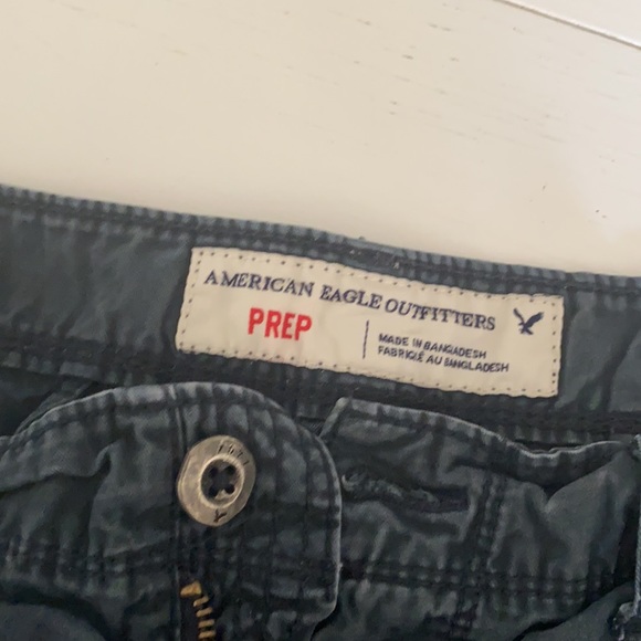 American Eagle causal shorts - Picture 2 of 3